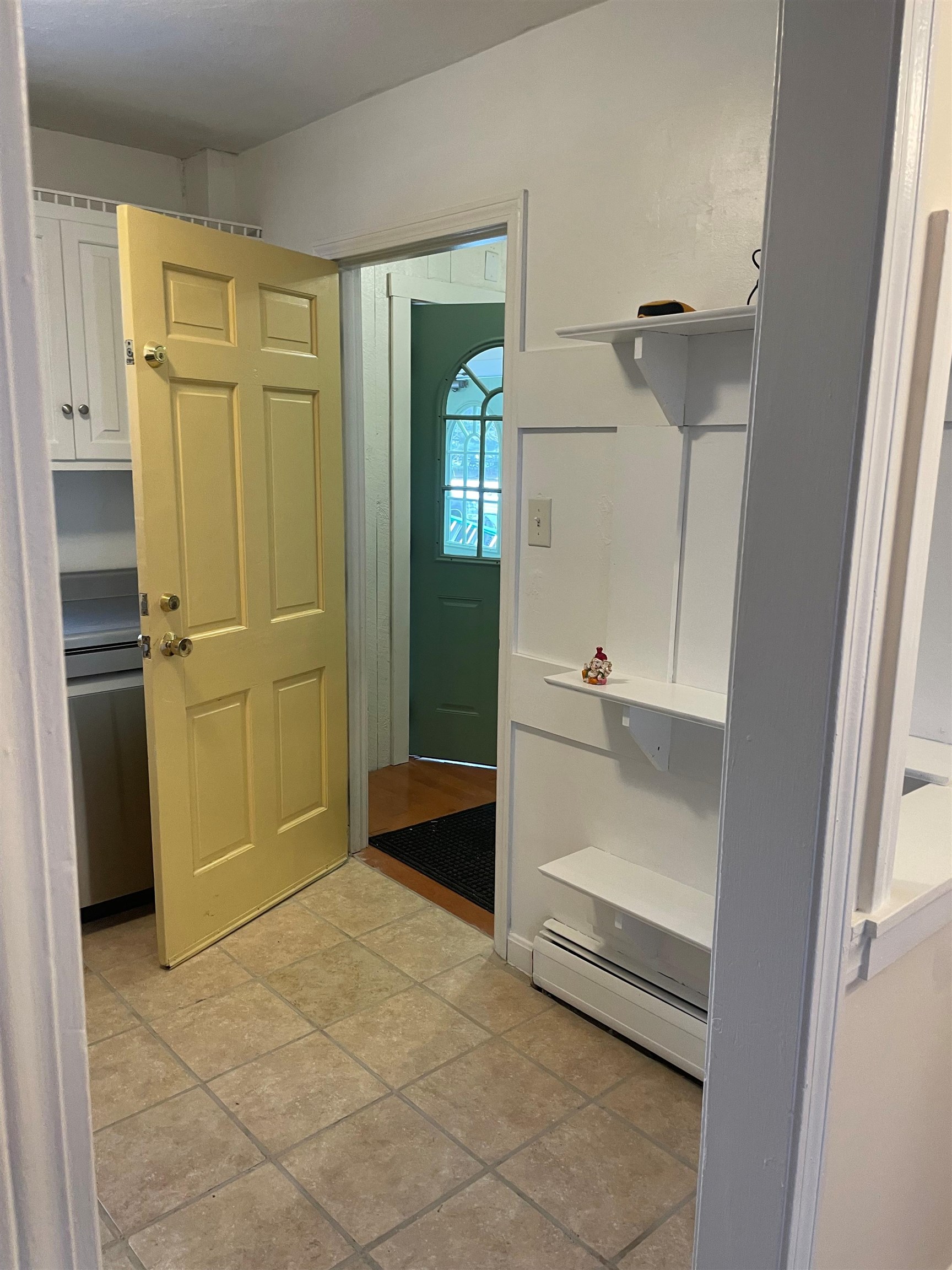 32 Squamscott Road Stratham, NH 03885 - Photo 5 of 18