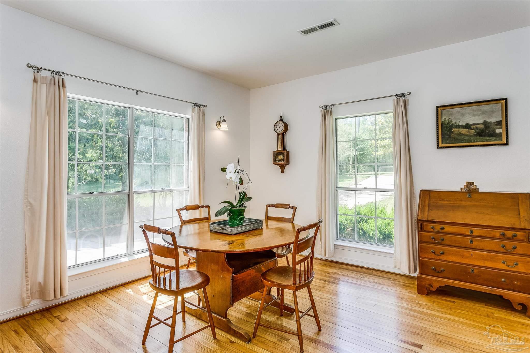 7384 Johnson Road Milton, FL 32583 - Photo 11 of 44 Gallery Image 11