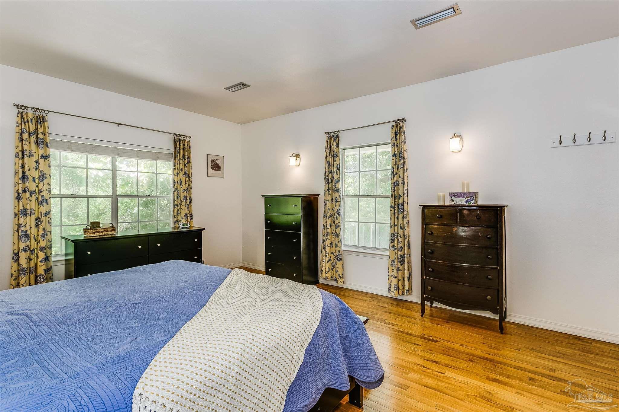 7384 Johnson Road Milton, FL 32583 - Photo 16 of 44 Gallery Image 16