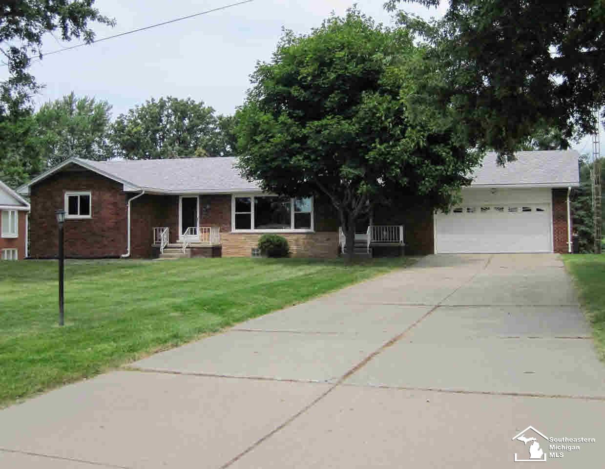 3160 South Custer Road Monroe, MI 48161 - Photo 1 of 24 20446181.JPG