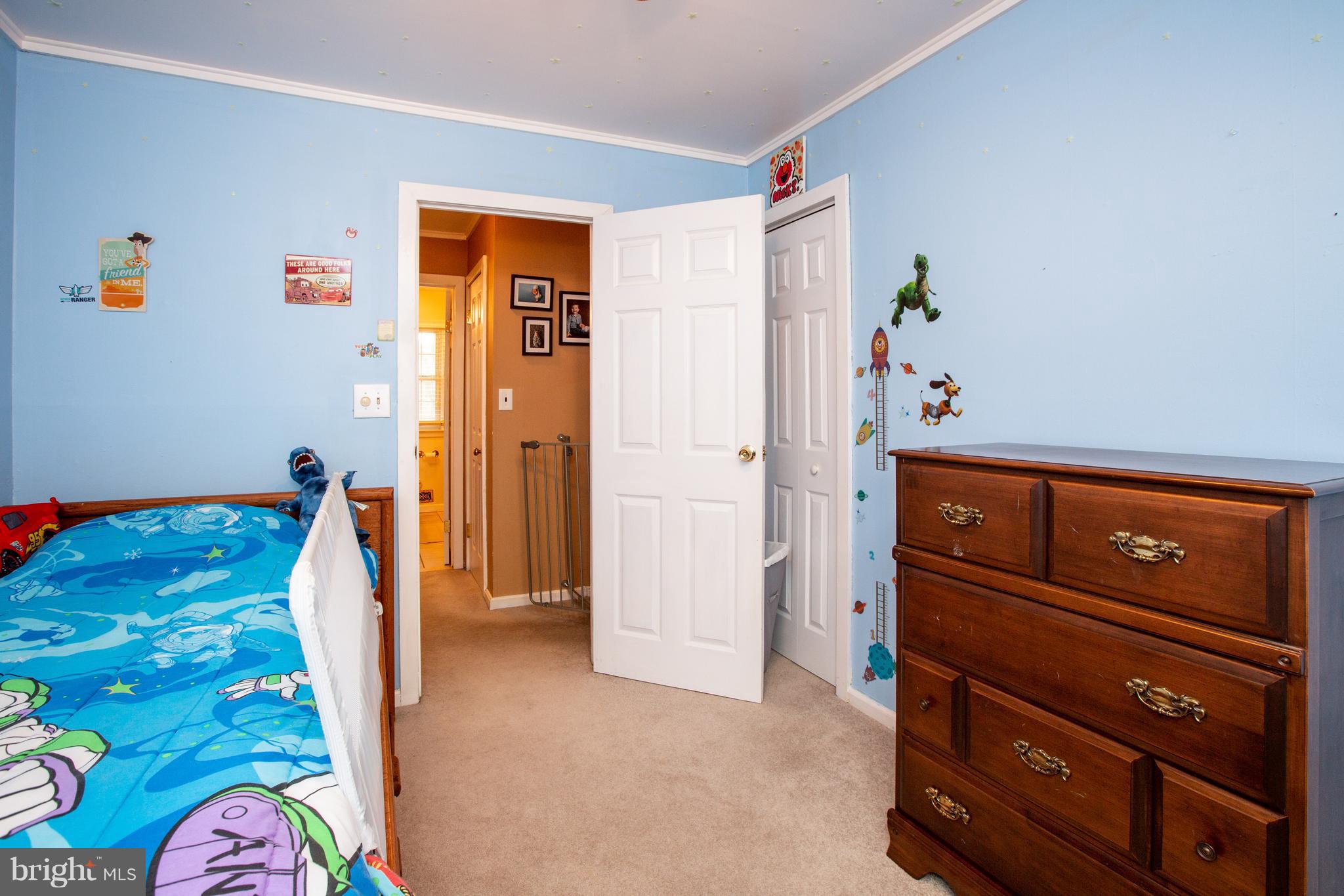 45 Valley View Road Hamilton, NJ 08620 - Photo 15 of 28 Bedroom 3