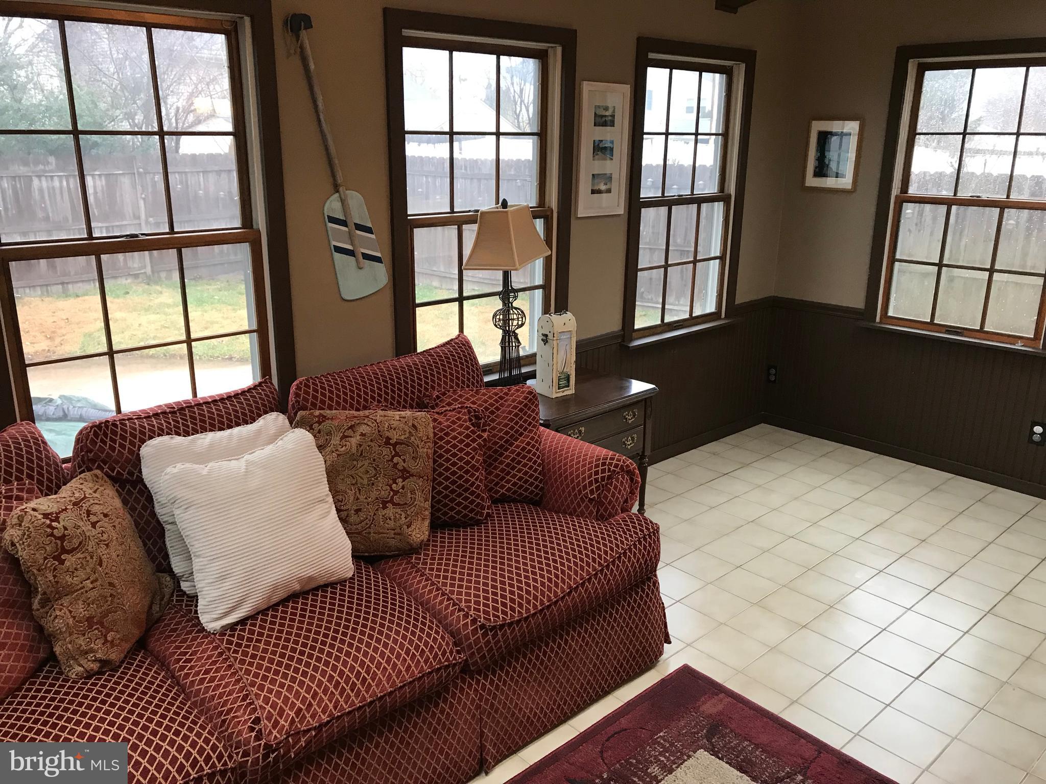 45 Valley View Road Hamilton, NJ 08620 - Photo 18 of 28 Living Room/Sun Room