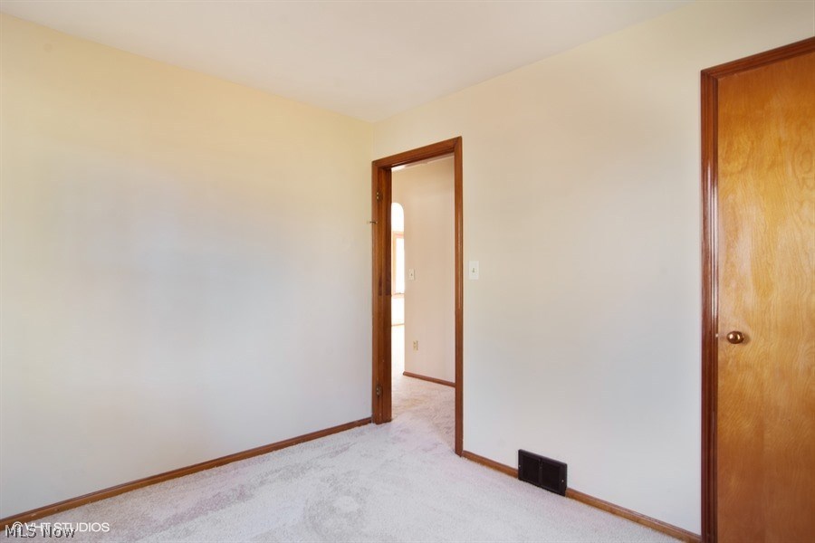 8121 Brentwood Road Mentor, OH 44060 - Photo 14 of 25