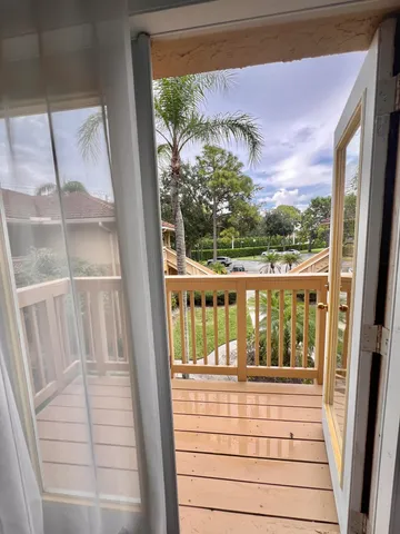 $2,100 | 4863 Via Palm Lakes, Unit 805, West Palm Beach, FL 33417