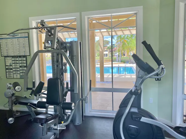 $2,100 | 4863 Via Palm Lakes, Unit 805, West Palm Beach, FL 33417