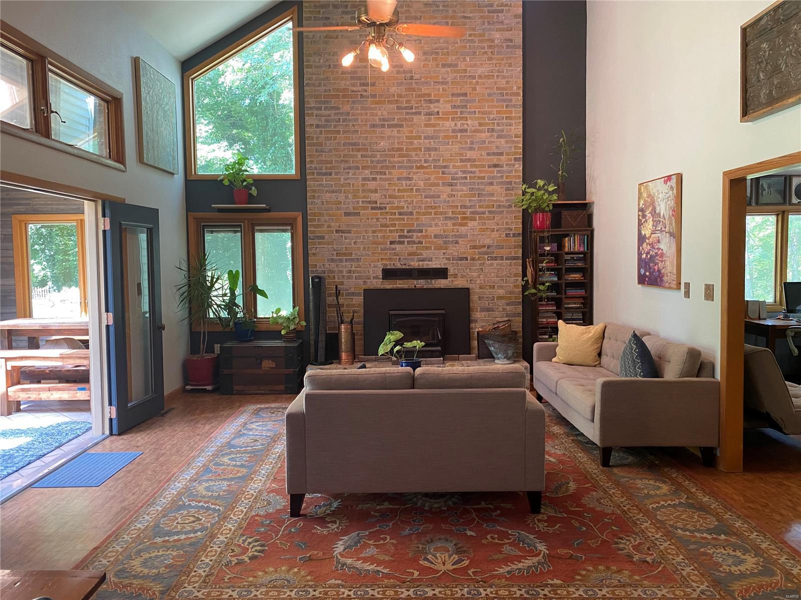 7628 Little Wolf Road Carbondale, IL 62902 - Photo 3 of 34