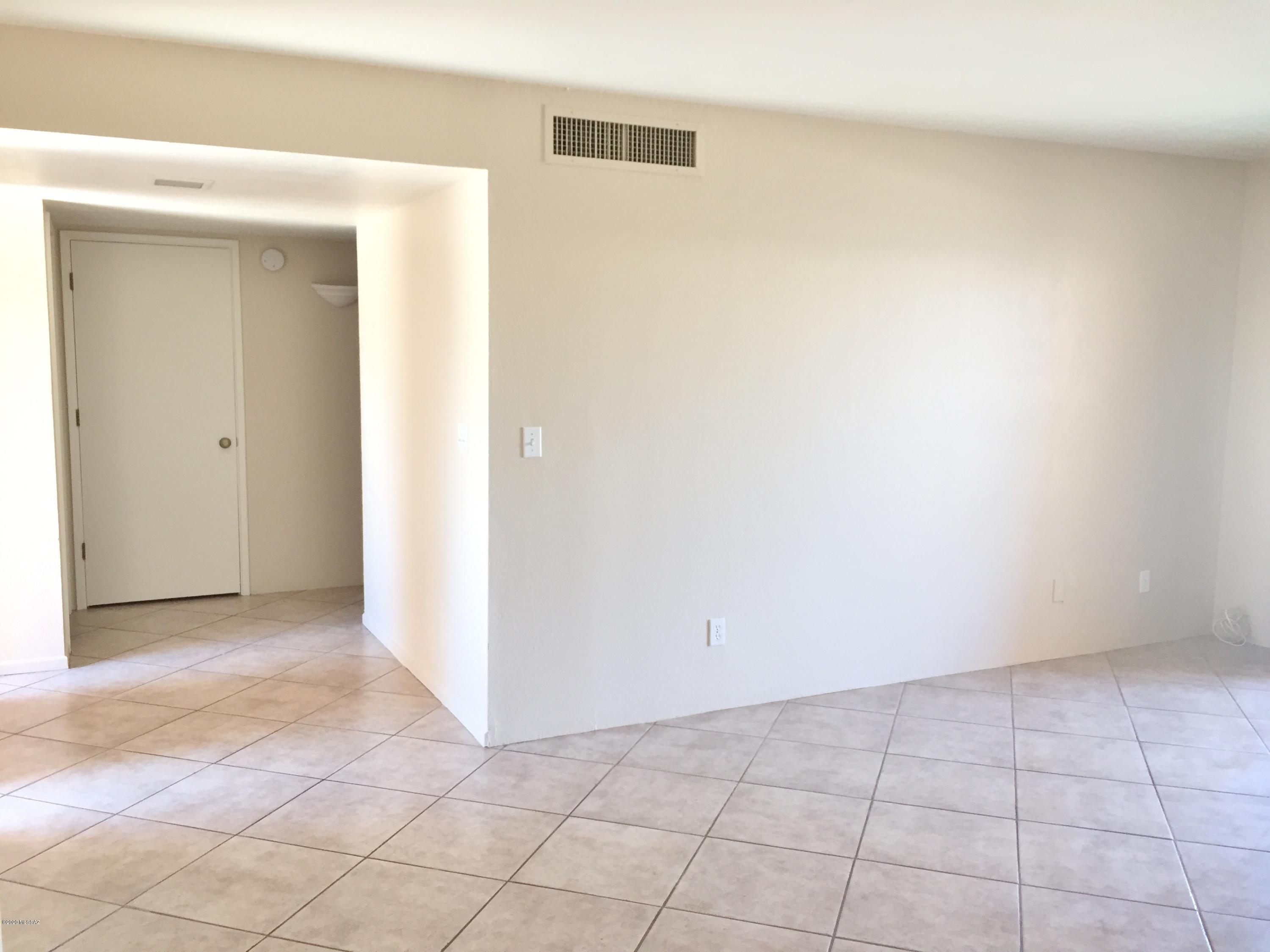 4255 East Presidio Road Tucson, AZ 85712 - Photo 22 of 26
