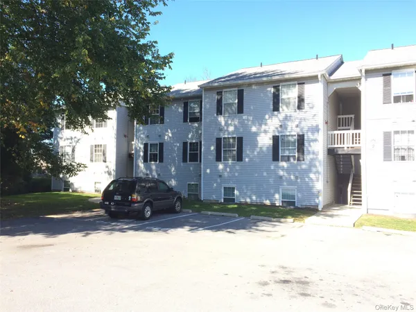 $259,000 | 2 Lexington Hills Road, Unit 12, Harriman, NY 10926
