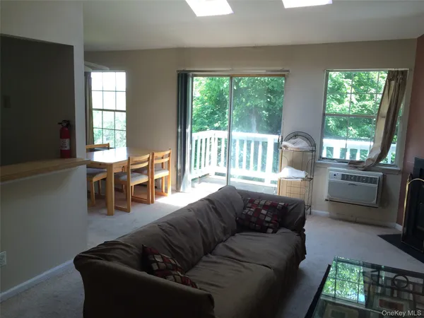 $259,000 | 2 Lexington Hills Road, Unit 12, Harriman, NY 10926