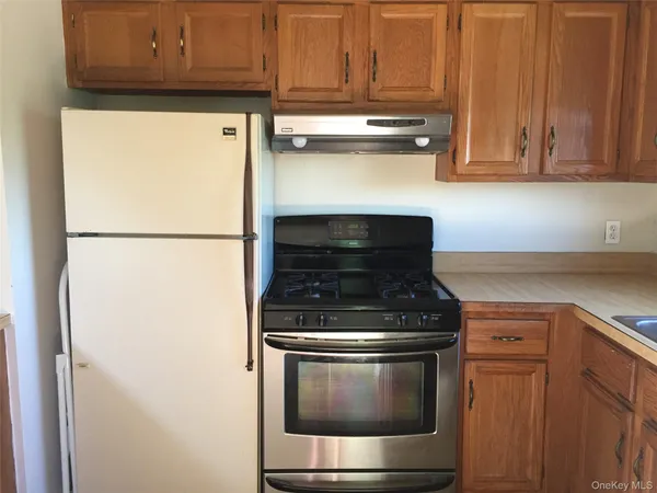 $259,000 | 2 Lexington Hills Road, Unit 12, Harriman, NY 10926