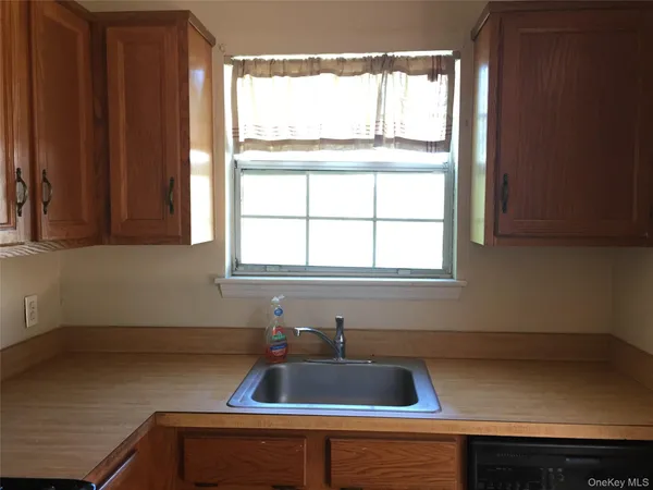 $259,000 | 2 Lexington Hills Road, Unit 12, Harriman, NY 10926