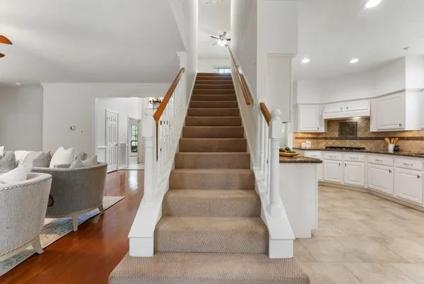 $575,000 | 70 Amberglow Court, The Woodlands, TX 77381