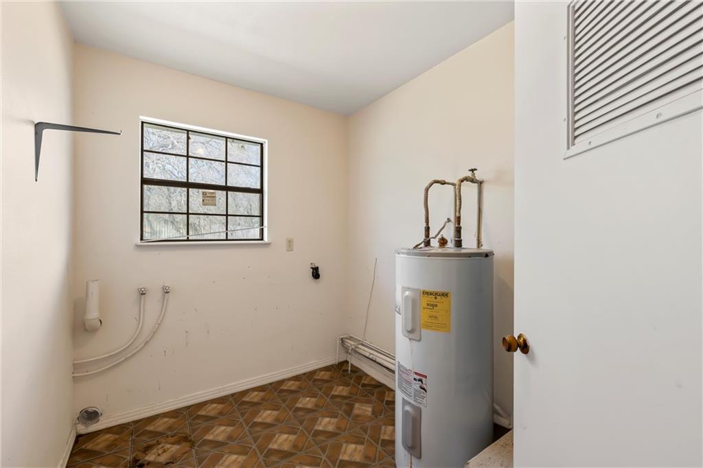 271 Candyce Drive Lorena, TX 76655 - Photo 13 of 27 a view of an entryway with wooden floor