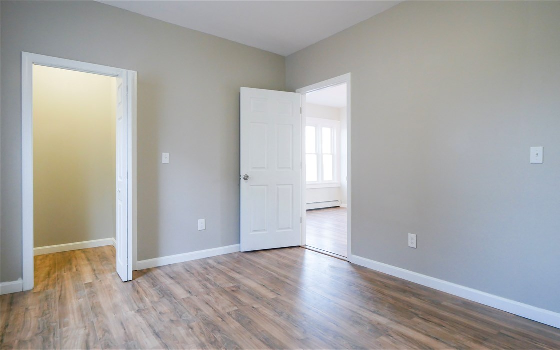 36 Cottage Street Woonsocket, RI 02895 - Photo 8 of 40