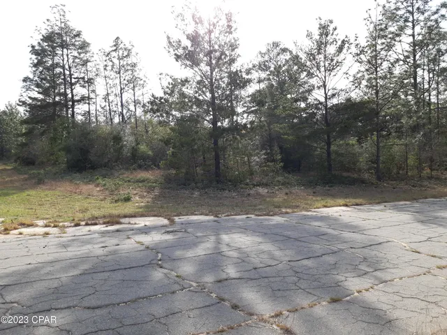 $15,000 | 21 Windbrook Street, Chipley, FL 32428