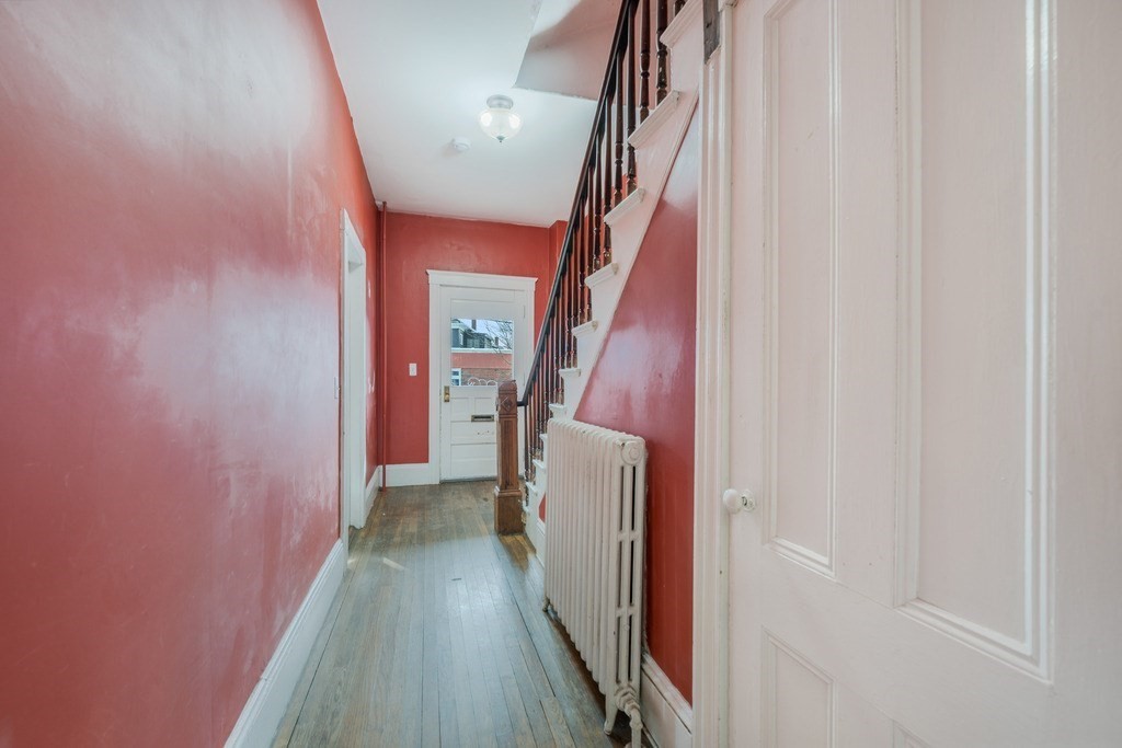 347 Washington Street Somerville, MA 02143 - Photo 12 of 38