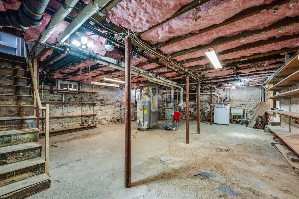 347 Washington Street Somerville, MA 02143 - Photo 21 of 38