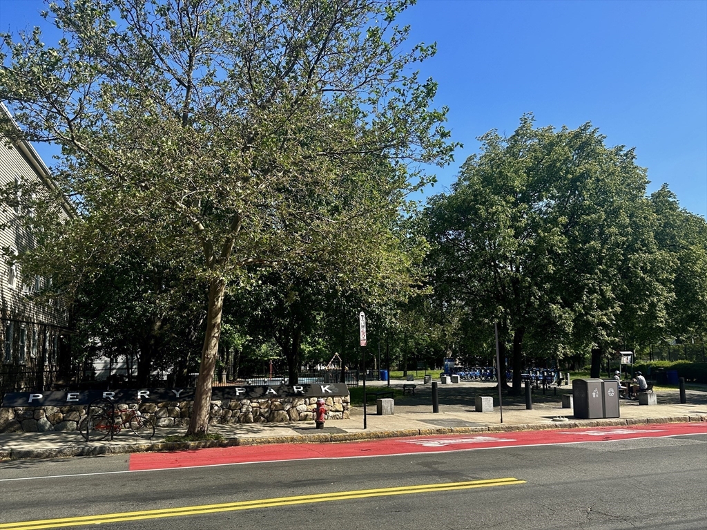 347 Washington Street Somerville, MA 02143 - Photo 32 of 38