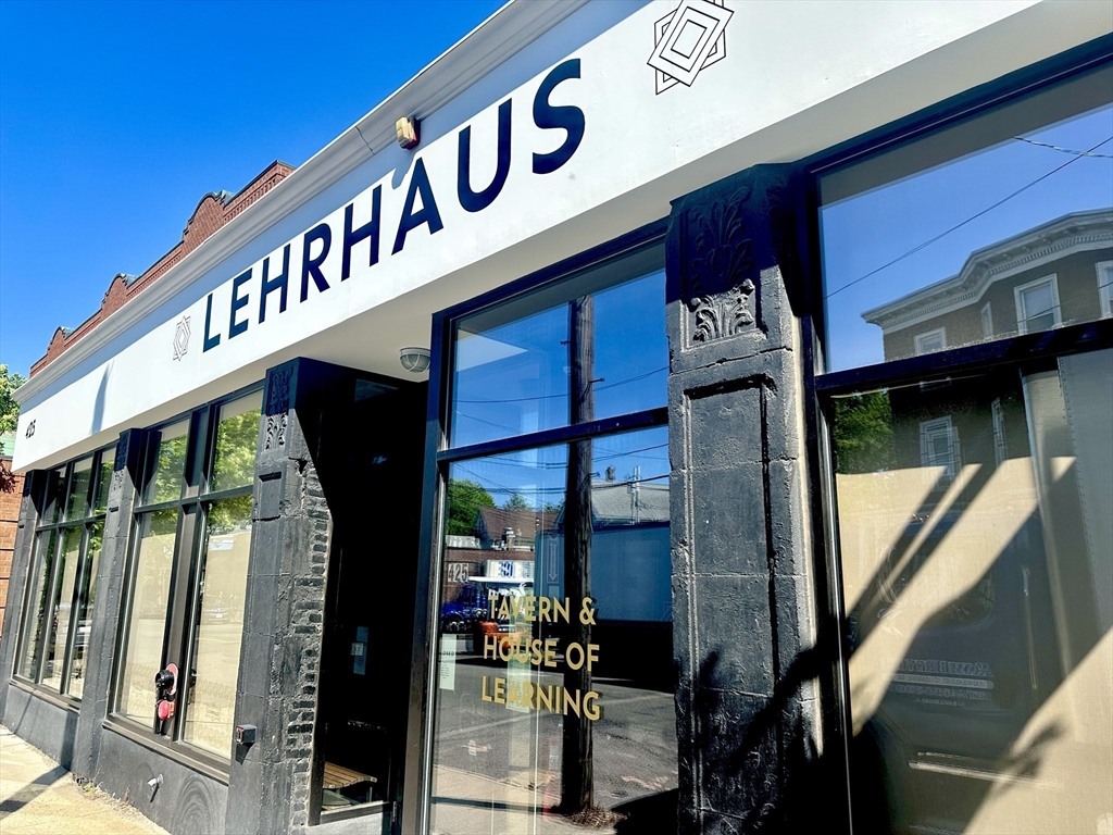 347 Washington Street Somerville, MA 02143 - Photo 35 of 38