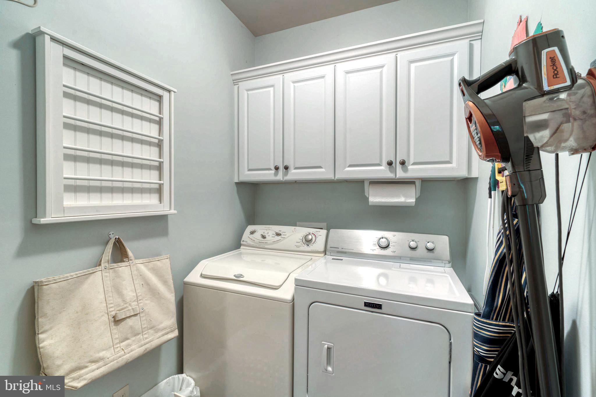 10754 Mallard Point Road Chestertown, MD 21620 - Photo 33 of 43 Laundry room w Pocket Doors