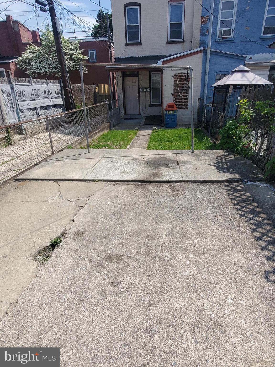 638 North 2nd Street, Unit 1 Reading, PA 19601 - Photo 3 of 13