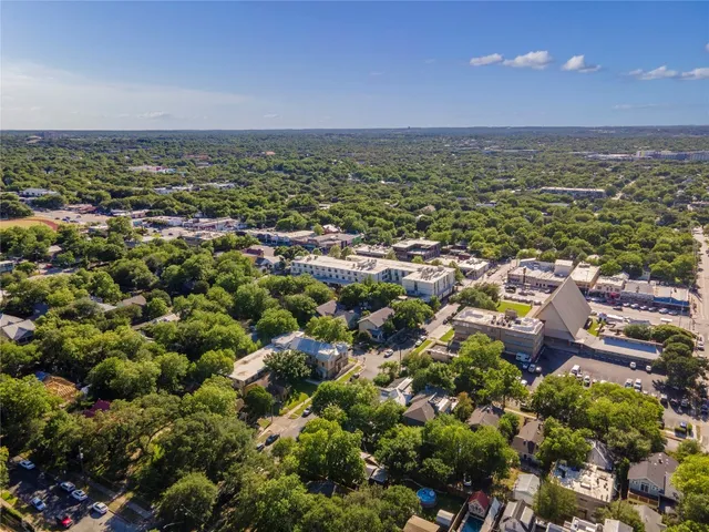 $3,000 | 1507 Drake Avenue, Unit A, Austin, TX 78704