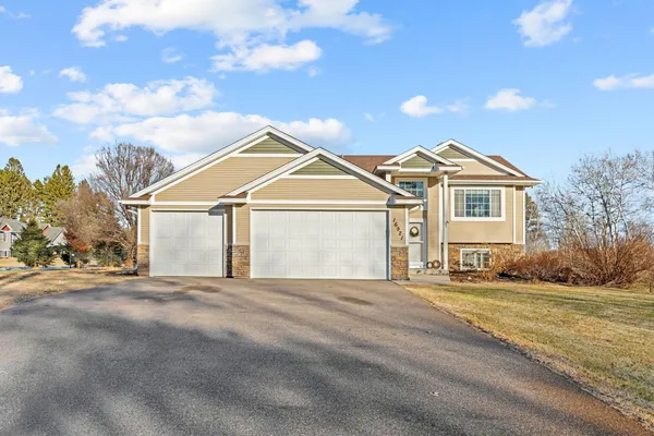 $487,000 | 16921 Vickers Street Northeast, Andover, MN 55304