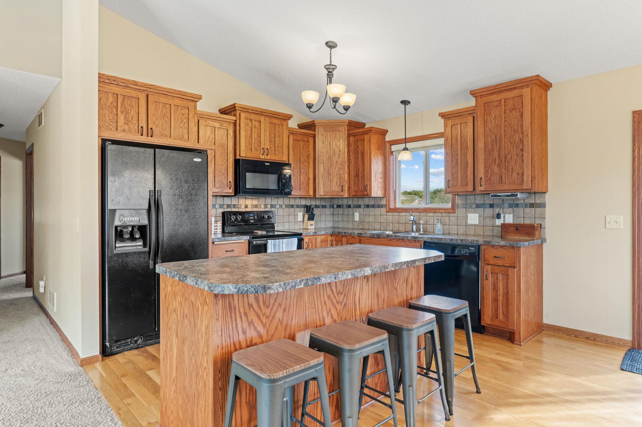 16921 Vickers Street Northeast Andover, MN 55304 - Photo 12 of 49