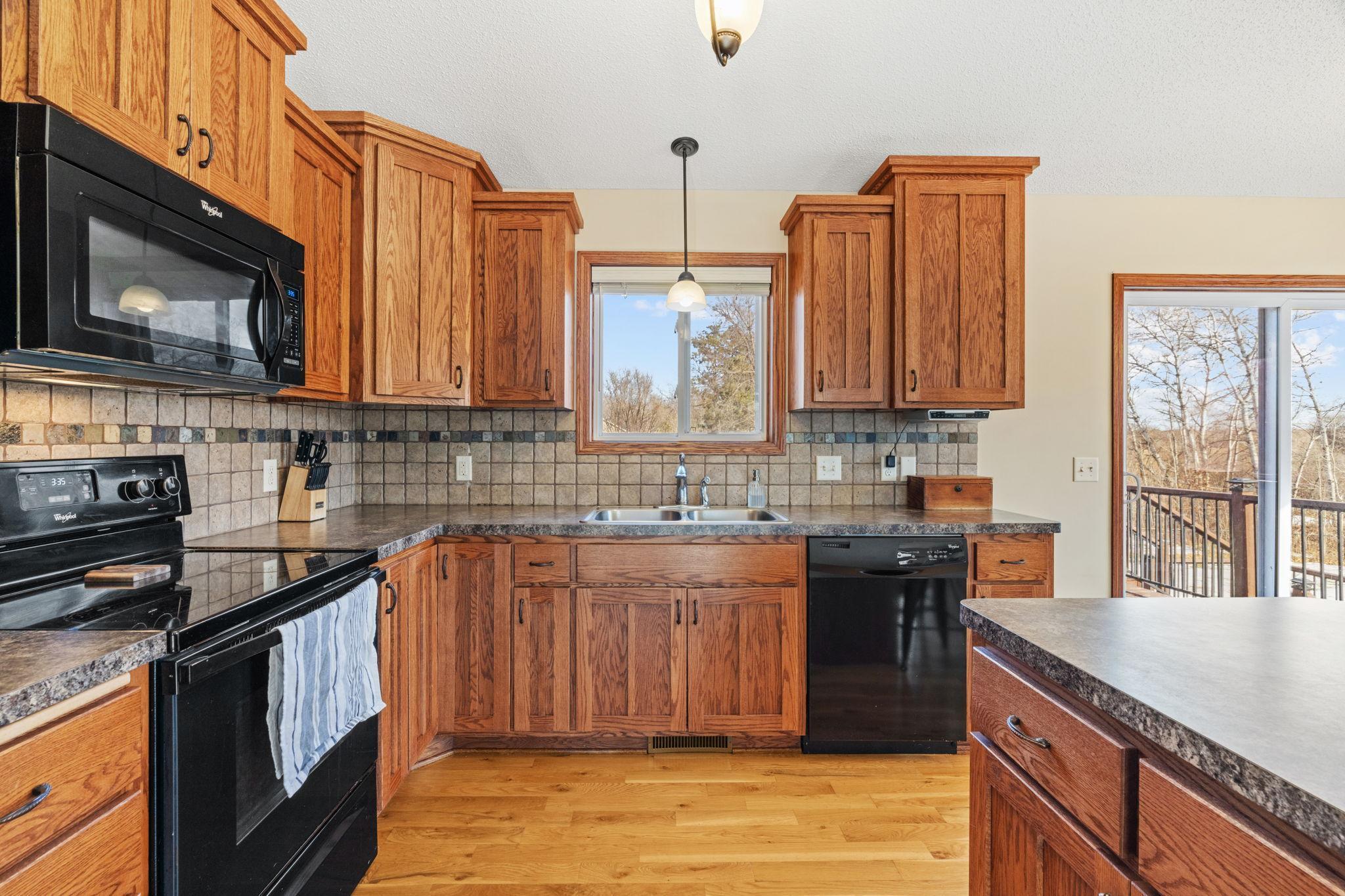 16921 Vickers Street Northeast Andover, MN 55304 - Photo 14 of 49
