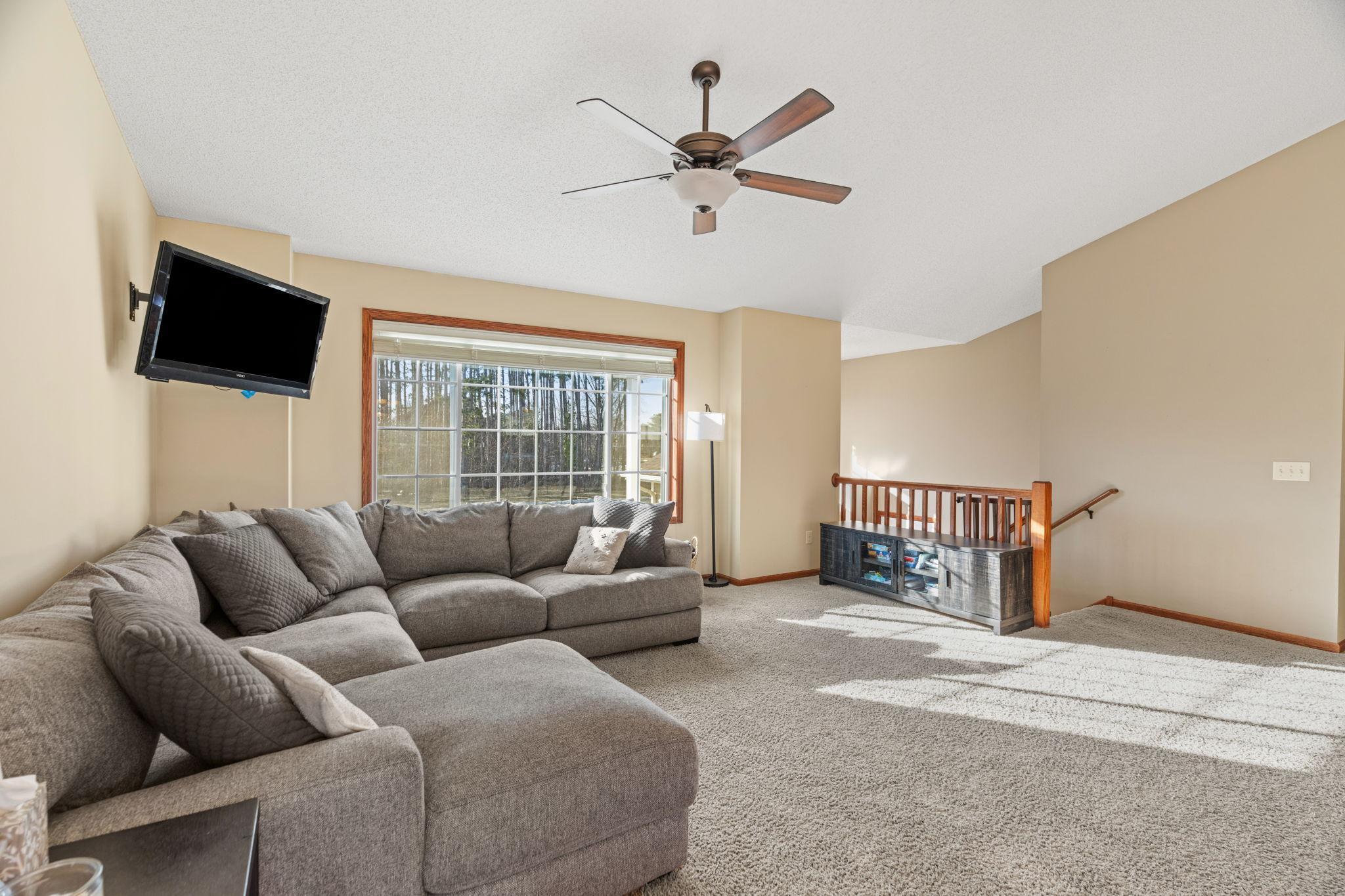 16921 Vickers Street Northeast Andover, MN 55304 - Photo 7 of 49