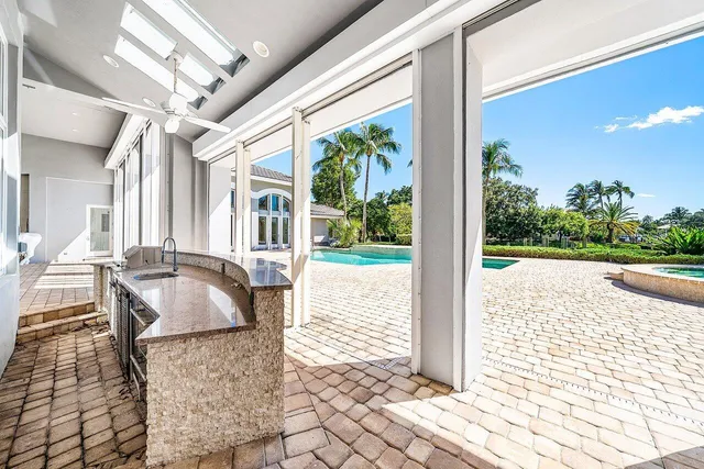 $7,350,000 | 2980 Le Bateau Drive, Palm Beach Gardens, FL 33410
