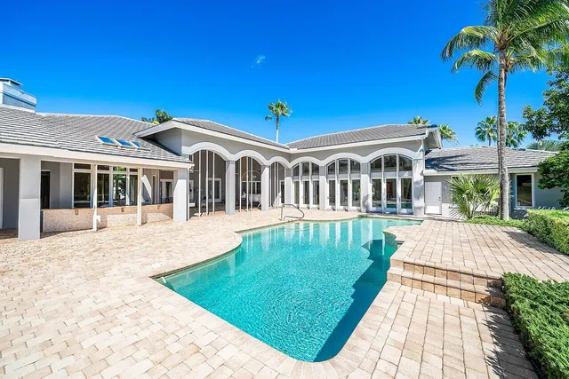$7,350,000 | 2980 Le Bateau Drive, Palm Beach Gardens, FL 33410