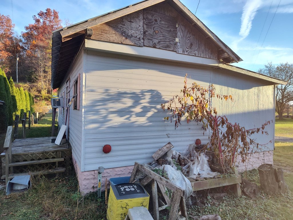 156 Lower Frk Road Head Waters, VA 24442 - Photo 4 of 10 Gallery Image 4