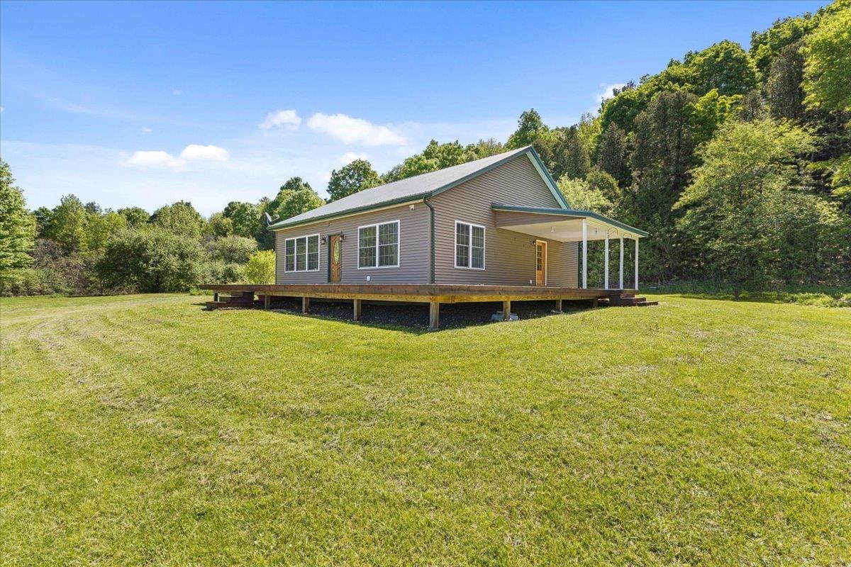 105 Sweeney Farm Road Georgia, VT 05478 - Photo 9 of 43