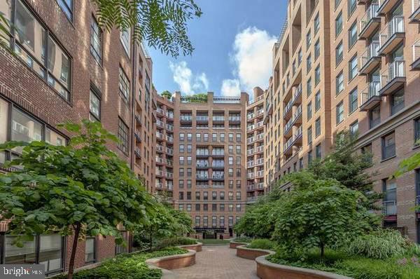 631 D Street Northwest, Unit 330 Washington, DC 20004 - Photo 25 of 58