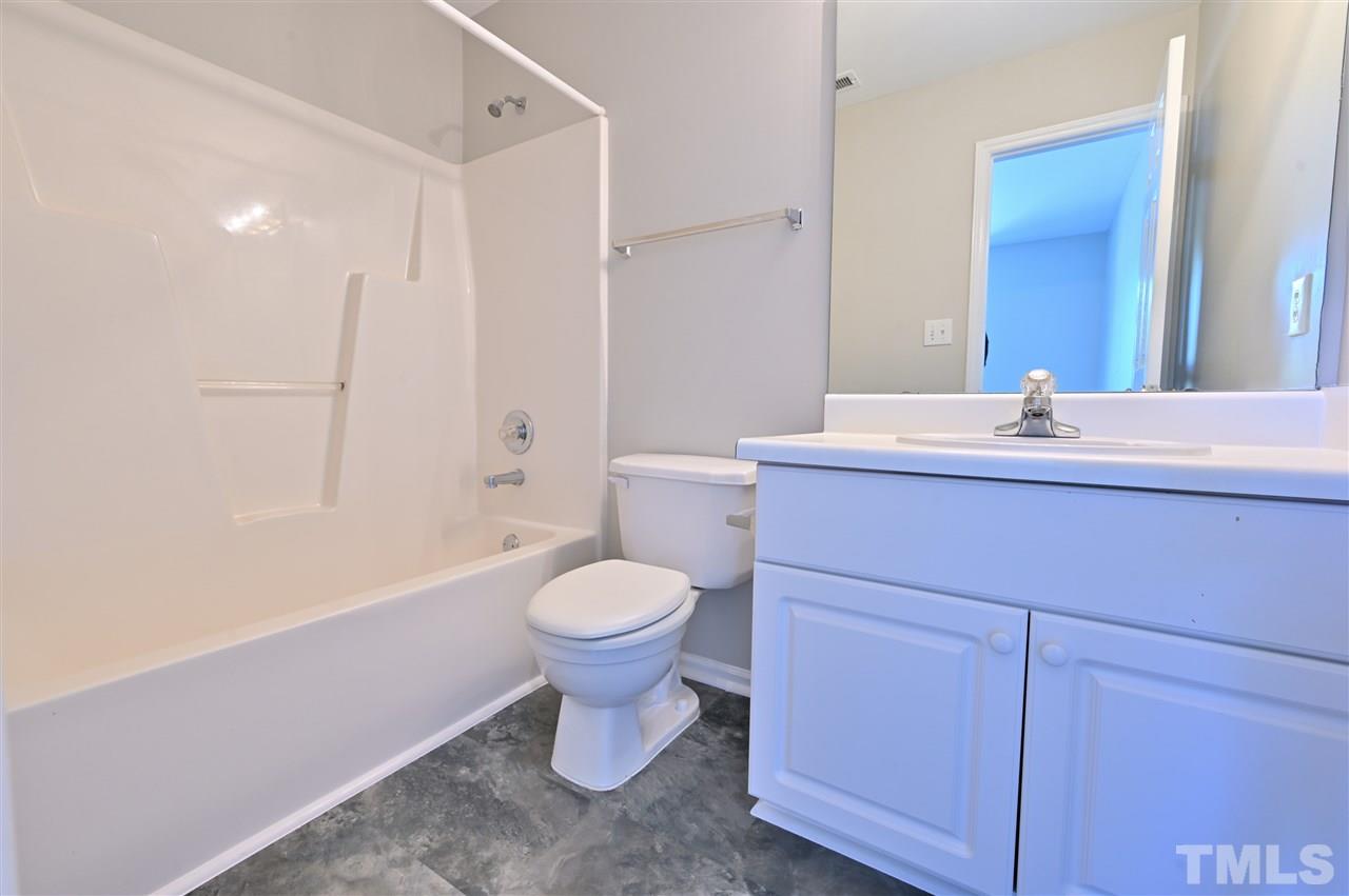 5128 Twisted Willow Way Raleigh, NC 27610 - Photo 7 of 12 Gallery Image 7