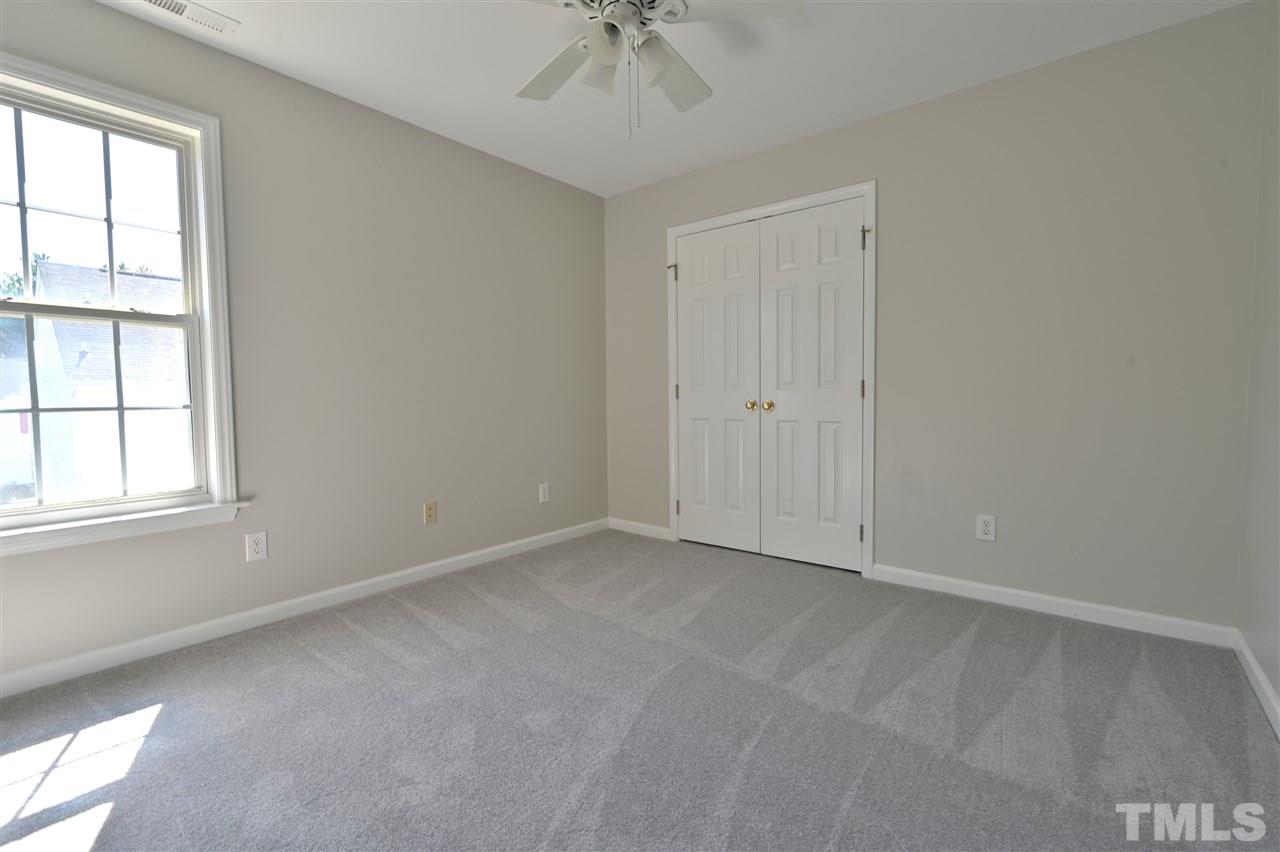 5128 Twisted Willow Way Raleigh, NC 27610 - Photo 8 of 12 Gallery Image 8