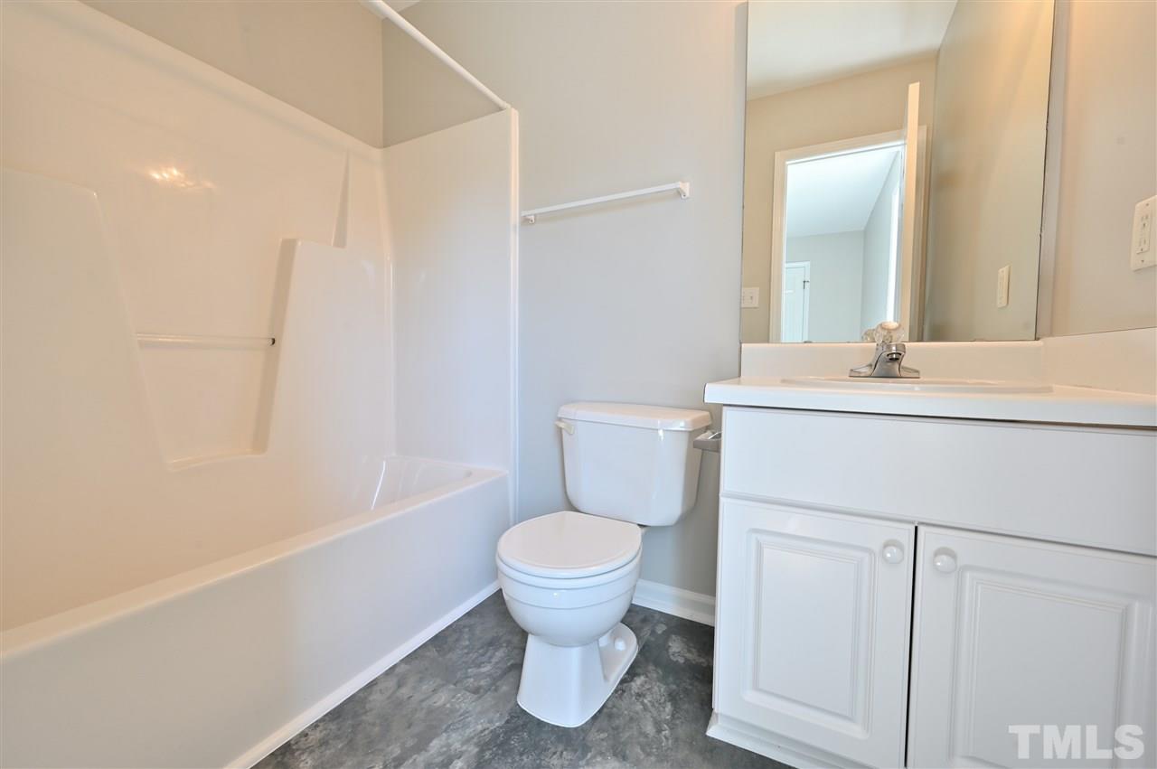 5128 Twisted Willow Way Raleigh, NC 27610 - Photo 9 of 12 Gallery Image 9