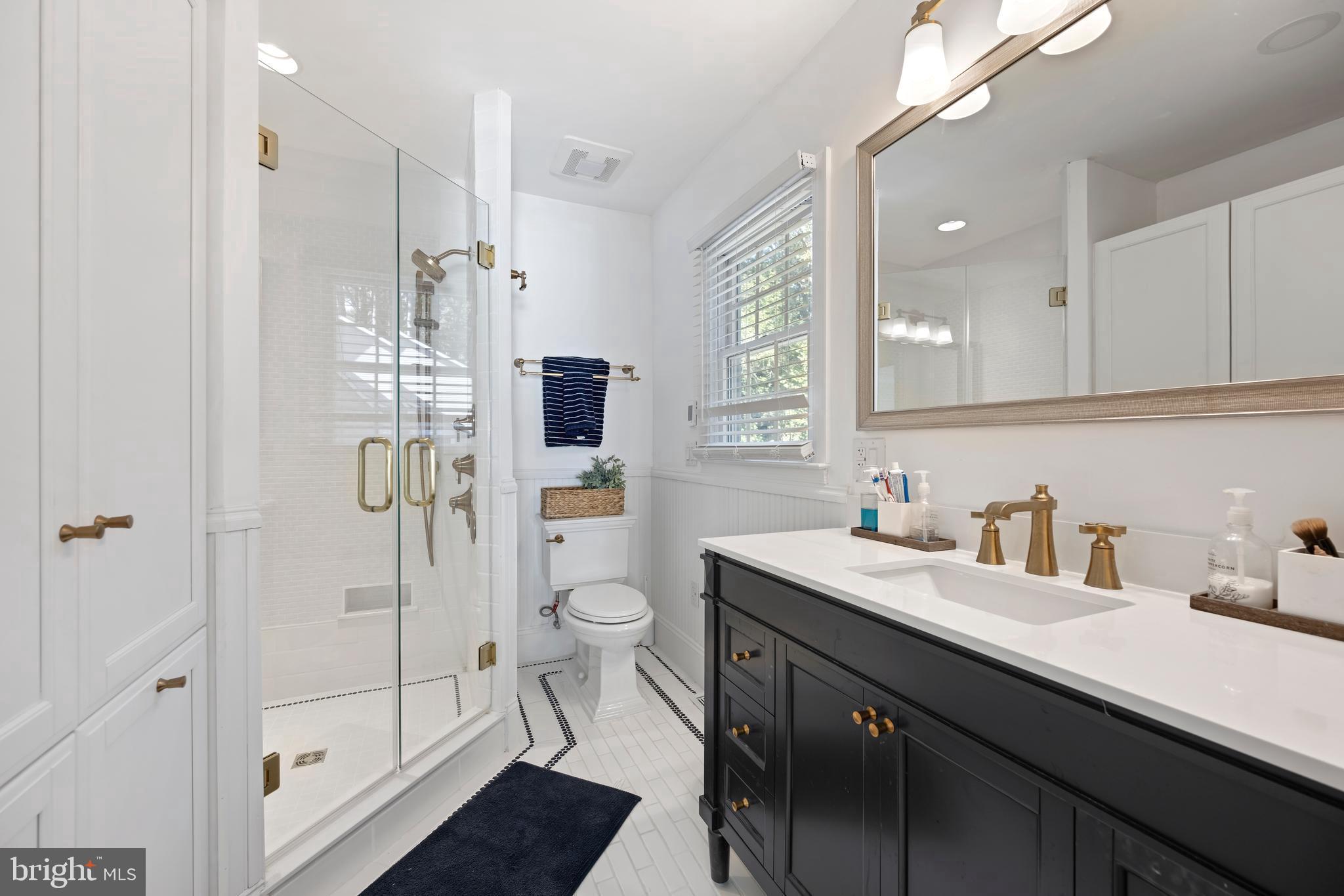 409 Rolling Road Salisbury, MD 21801 - Photo 35 of 49 Primary Bathroom