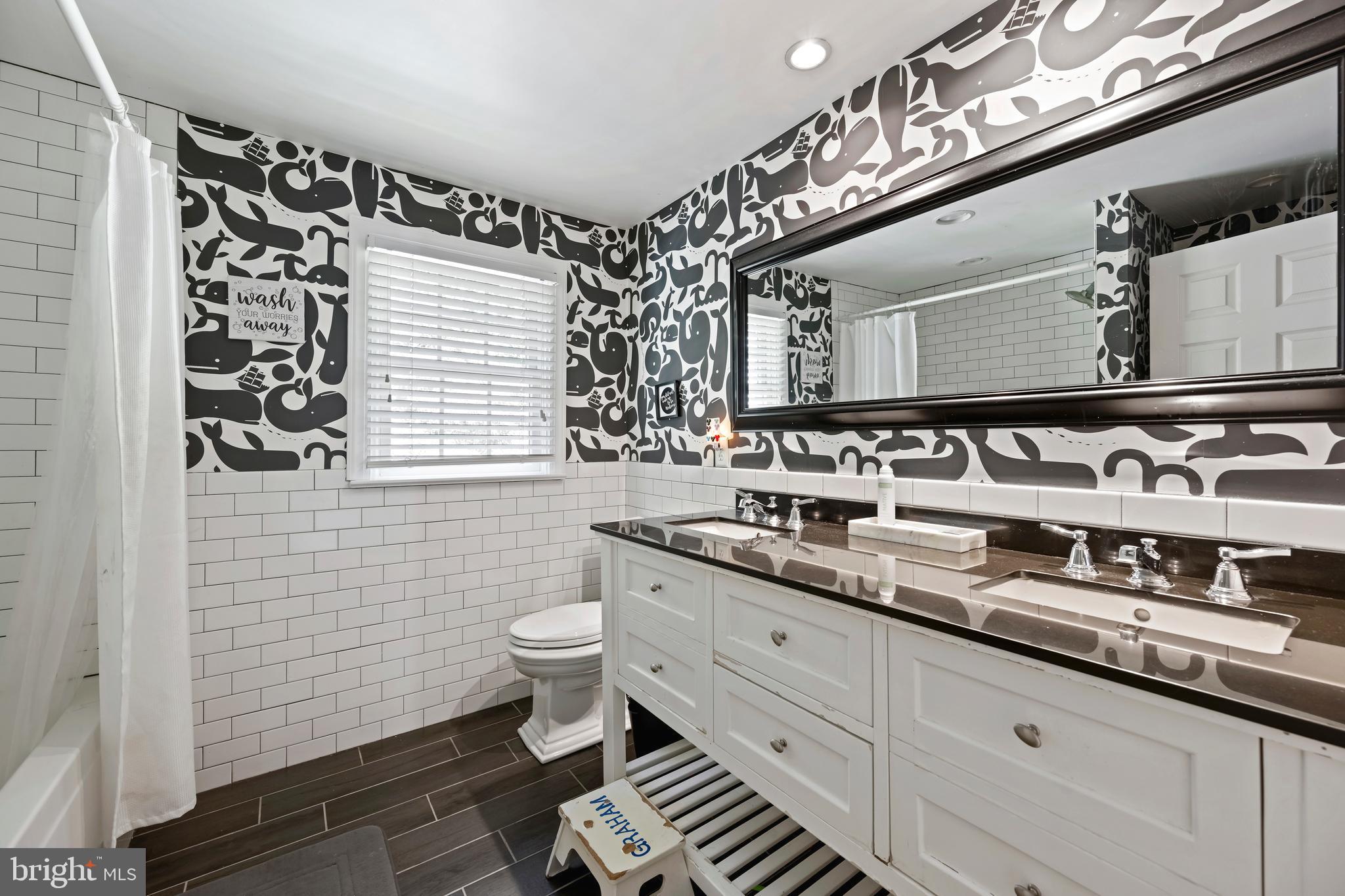 409 Rolling Road Salisbury, MD 21801 - Photo 43 of 49 2ND FLOOR BATHROOM