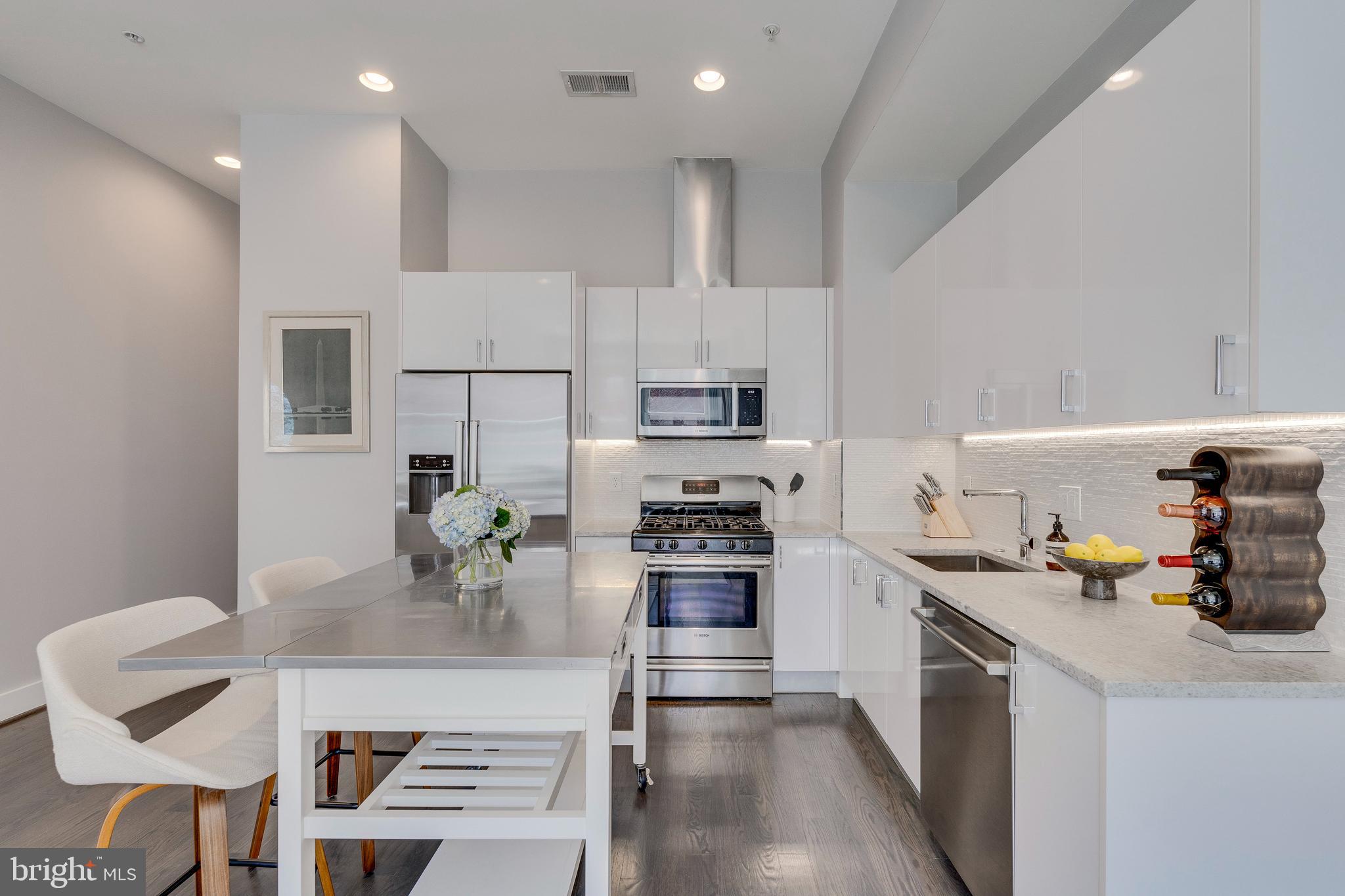 1837 Kalorama Road Northwest, Unit A Washington, DC 20009 - Photo 13 of 37 Gallery Image 13