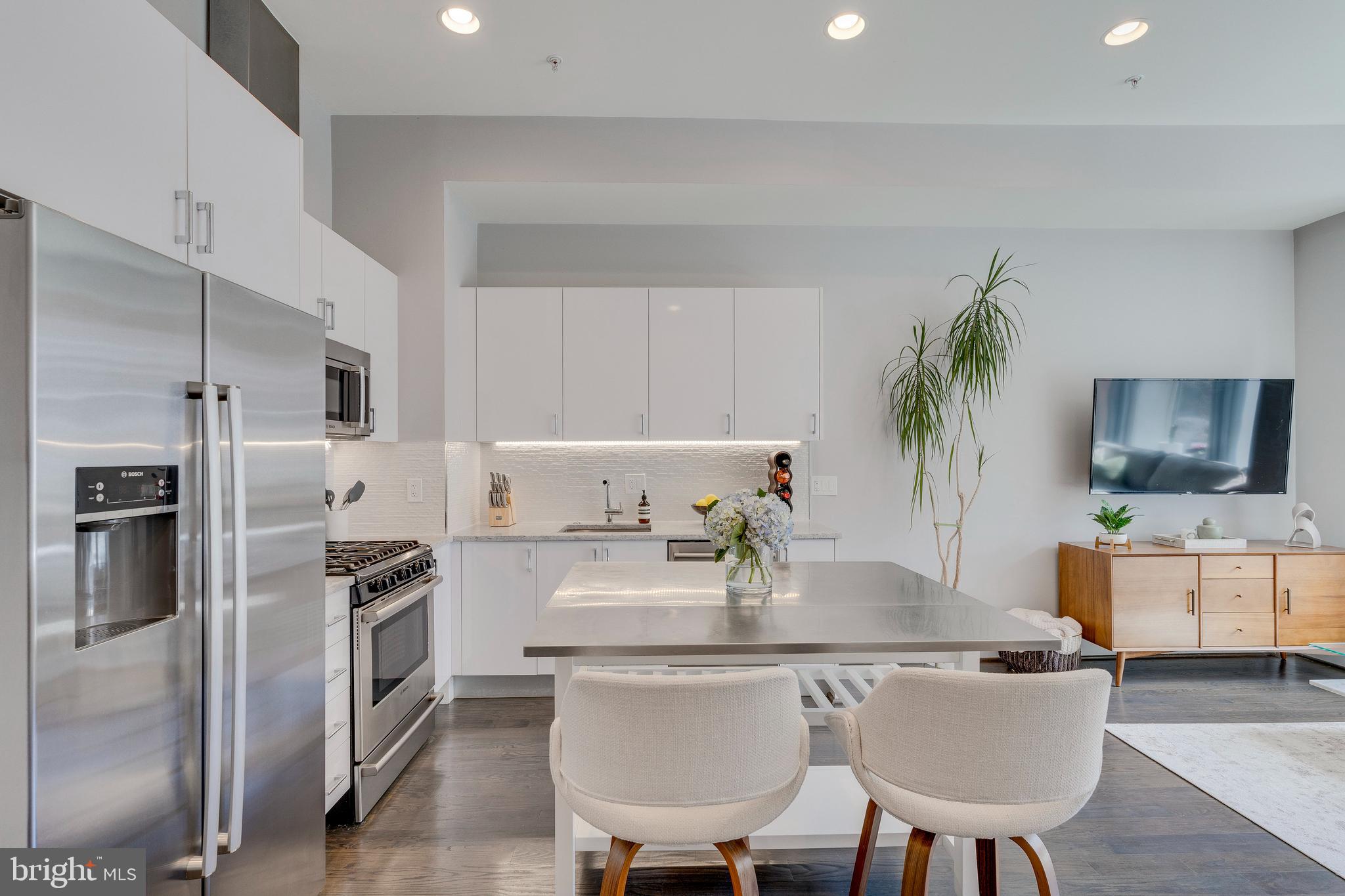 1837 Kalorama Road Northwest, Unit A Washington, DC 20009 - Photo 15 of 37 Gallery Image 15