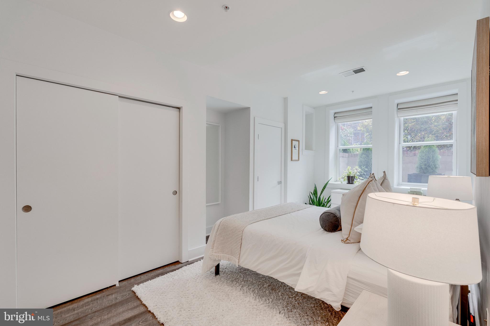 1837 Kalorama Road Northwest, Unit A Washington, DC 20009 - Photo 17 of 37 Gallery Image 17