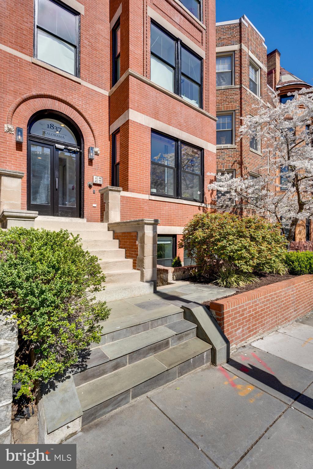 1837 Kalorama Road Northwest, Unit A Washington, DC 20009 - Photo 3 of 37 Gallery Image 3