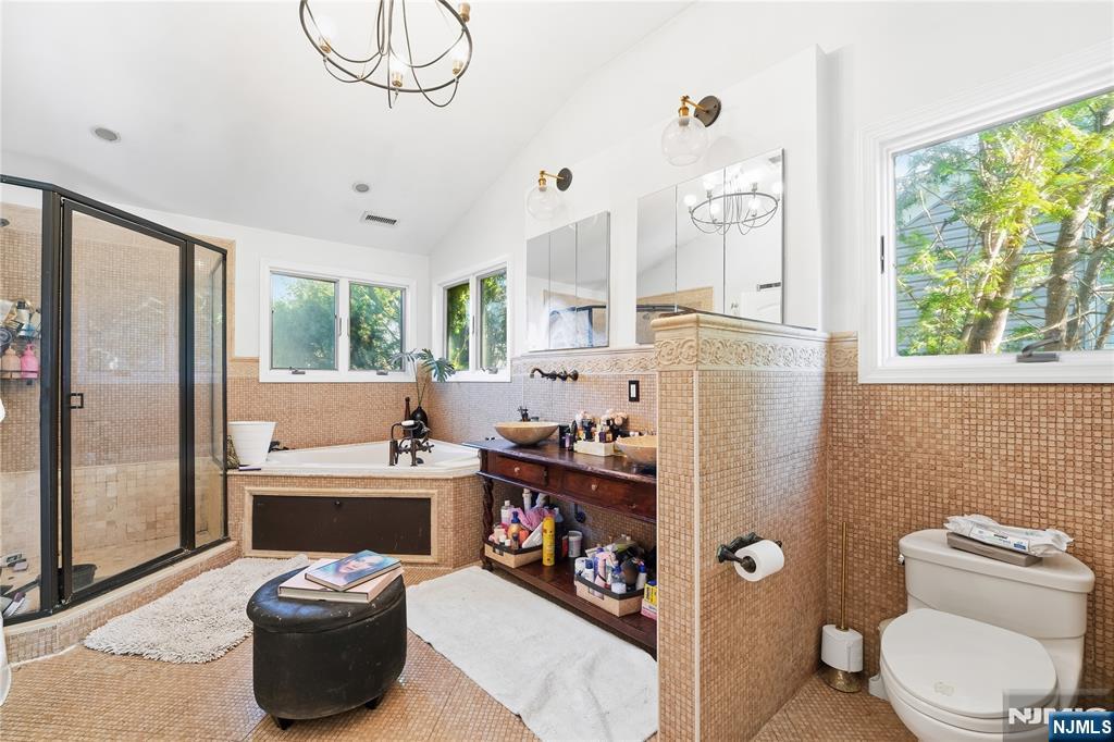 770 Hartwell Street Teaneck, NJ 07666 - Photo 23 of 36