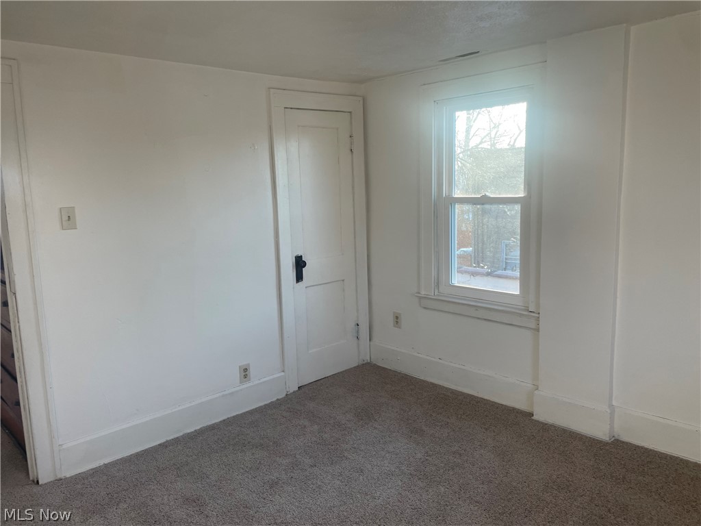 958 East Wilbeth Road, Unit UPPR Akron, OH 44306 - Photo 12 of 12 Bedroom with Closet