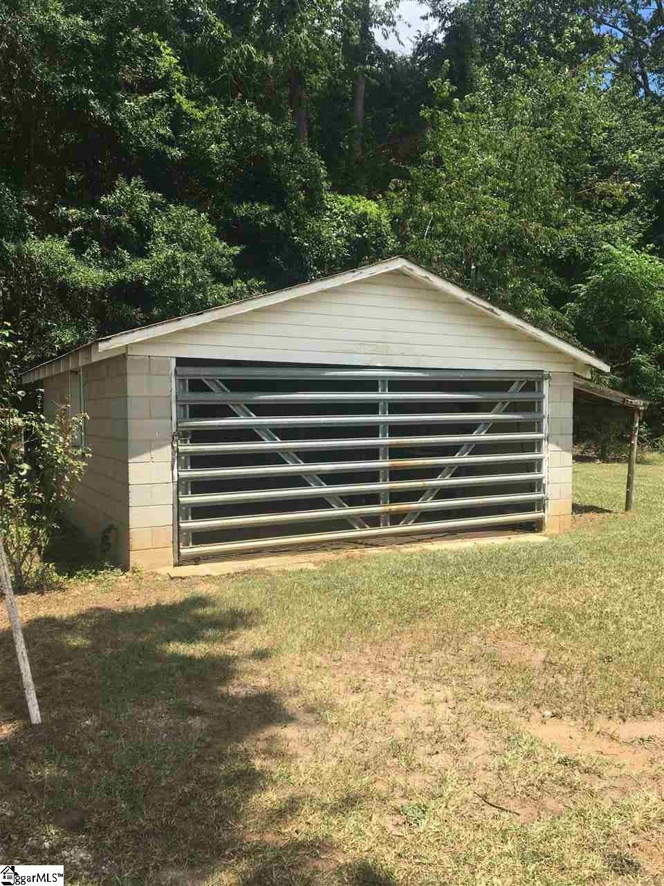 9653 Bush River Road Kinards, SC 29355 - Photo 13 of 16 Gallery Image 13