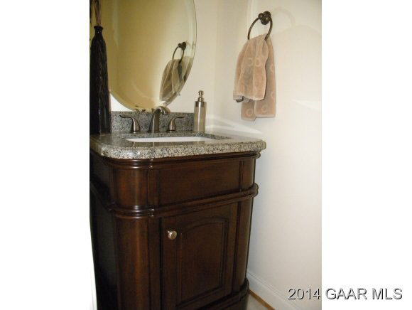 216 B Meadowbrook Road Staunton, VA 24401 - Photo 6 of 35 Gallery Image 6