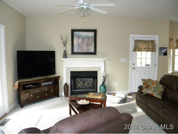 216 B Meadowbrook Road Staunton, VA 24401 - Photo 7 of 35 Gallery Image 7