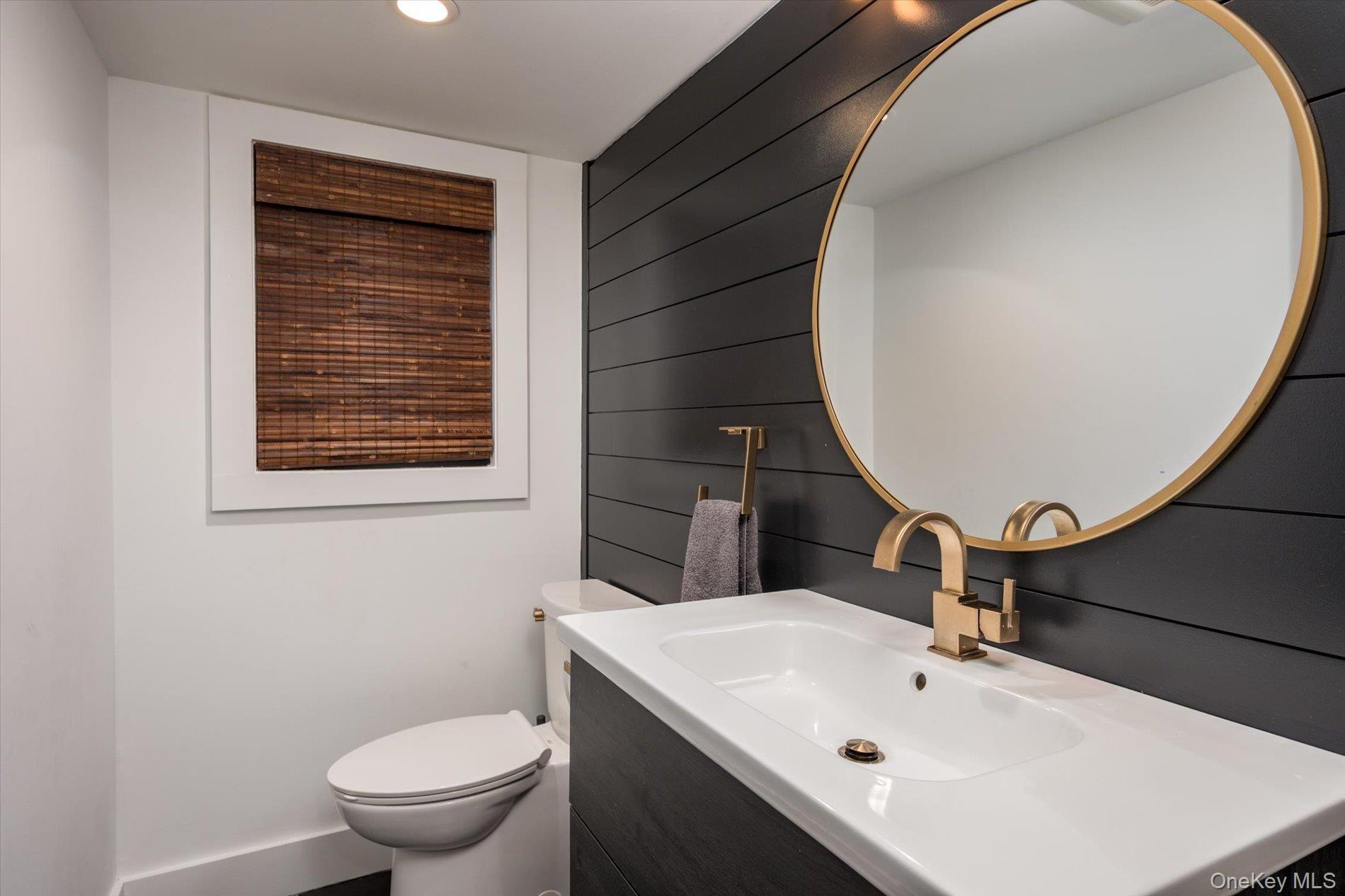 131 Fairview Road Massapequa, NY 11758 - Photo 33 of 50